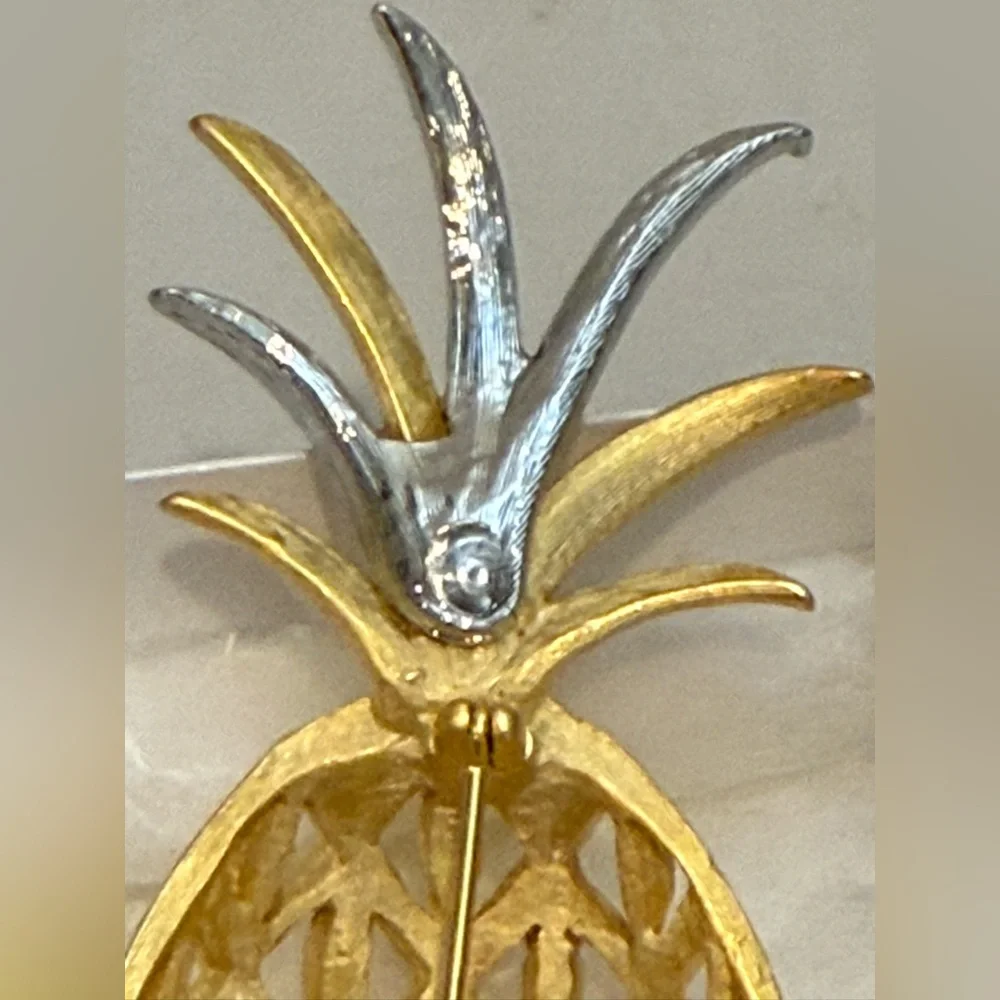 Vintage Gold Rhinestones Large Pineapple‎ Pin ~3” Brooch